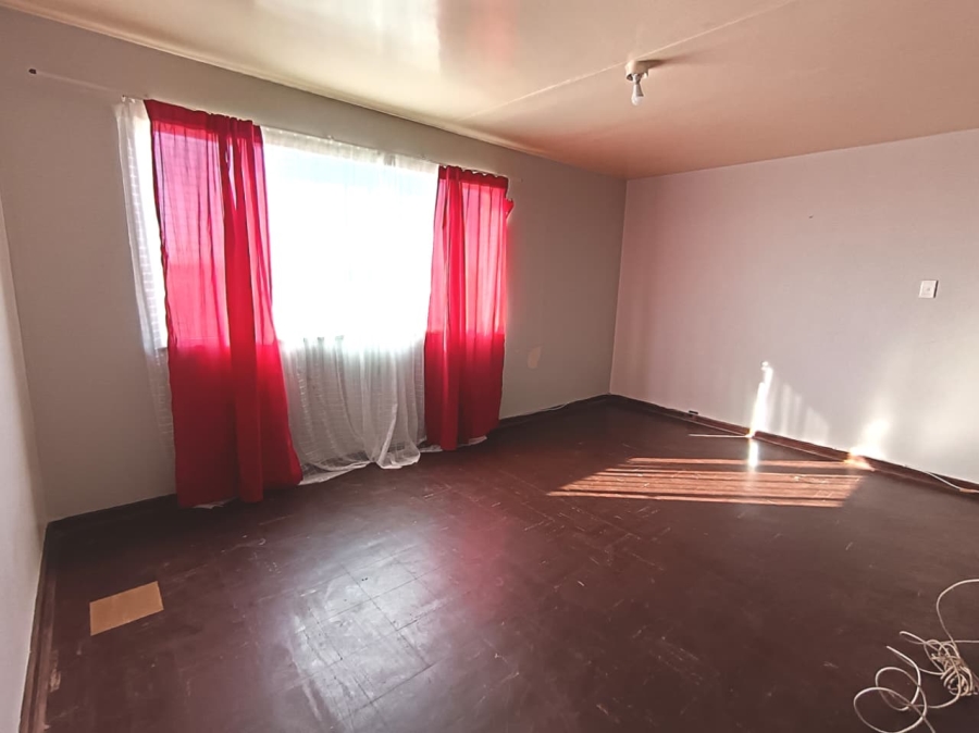 2 Bedroom Property for Sale in Algoa Park Eastern Cape